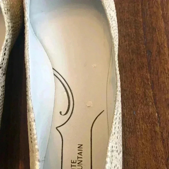 White Mountain | Cream & Silver Snakeskin Embossed Genuine Leather Flats - Picture 4 of 7